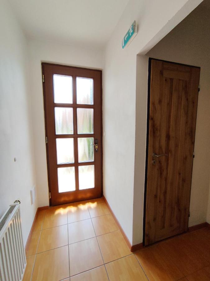 Ubytovani Ema Apartment Valtice Ngoại thất bức ảnh