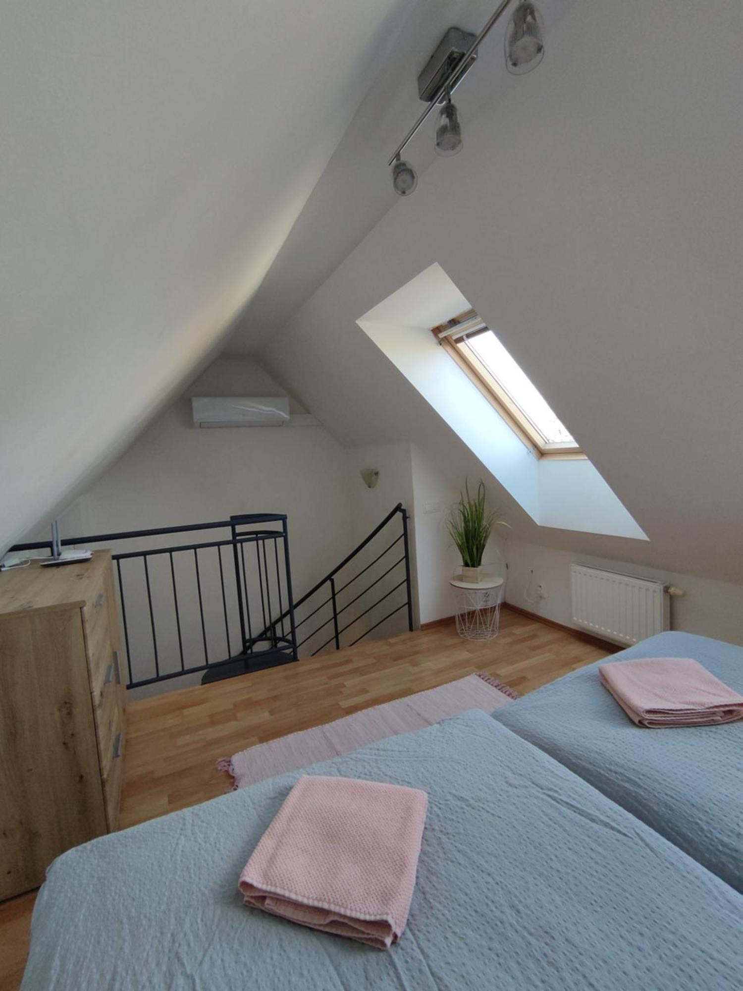 Ubytovani Ema Apartment Valtice Ngoại thất bức ảnh